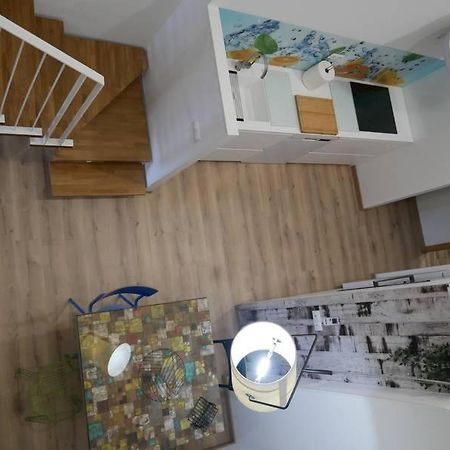 Apartamentos Antares 3 Milladoiro Luaran gambar