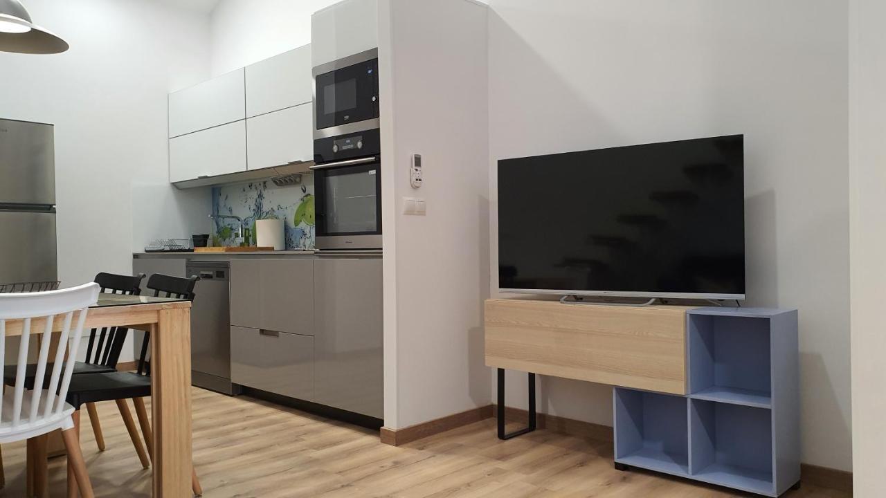 Apartamentos Antares 3 Milladoiro Luaran gambar