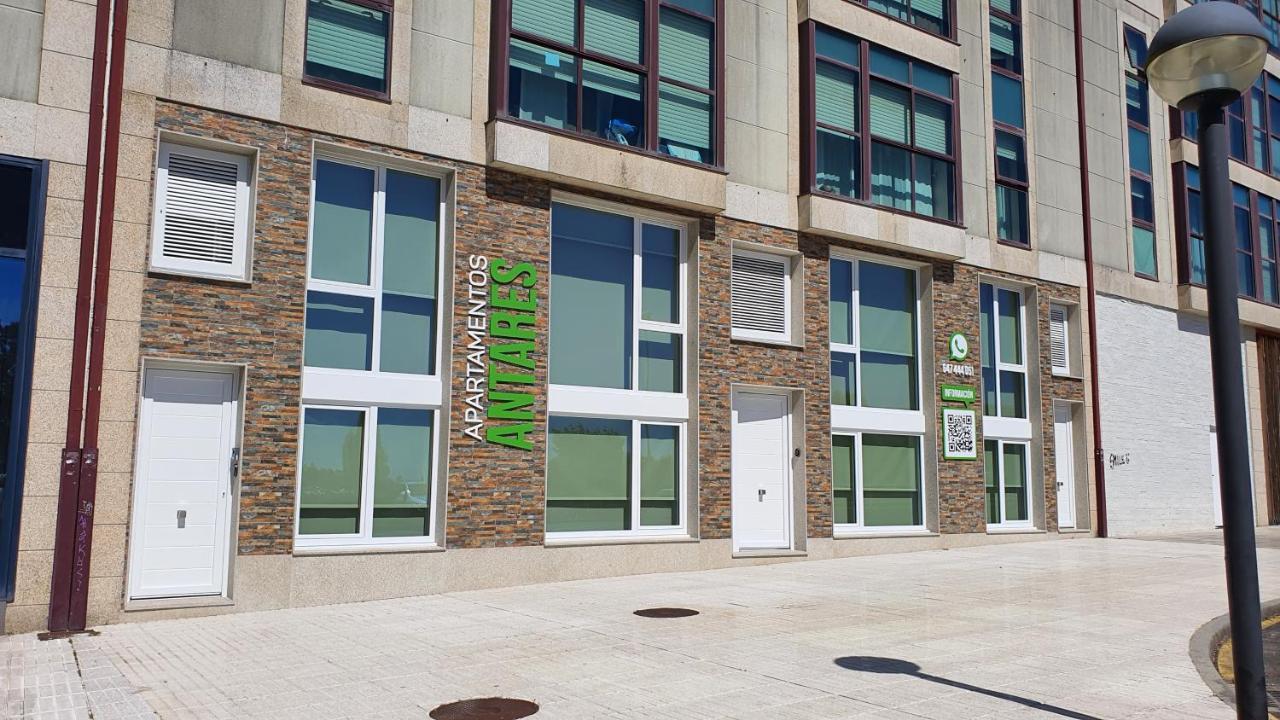 Apartamentos Antares 3 Milladoiro Luaran gambar