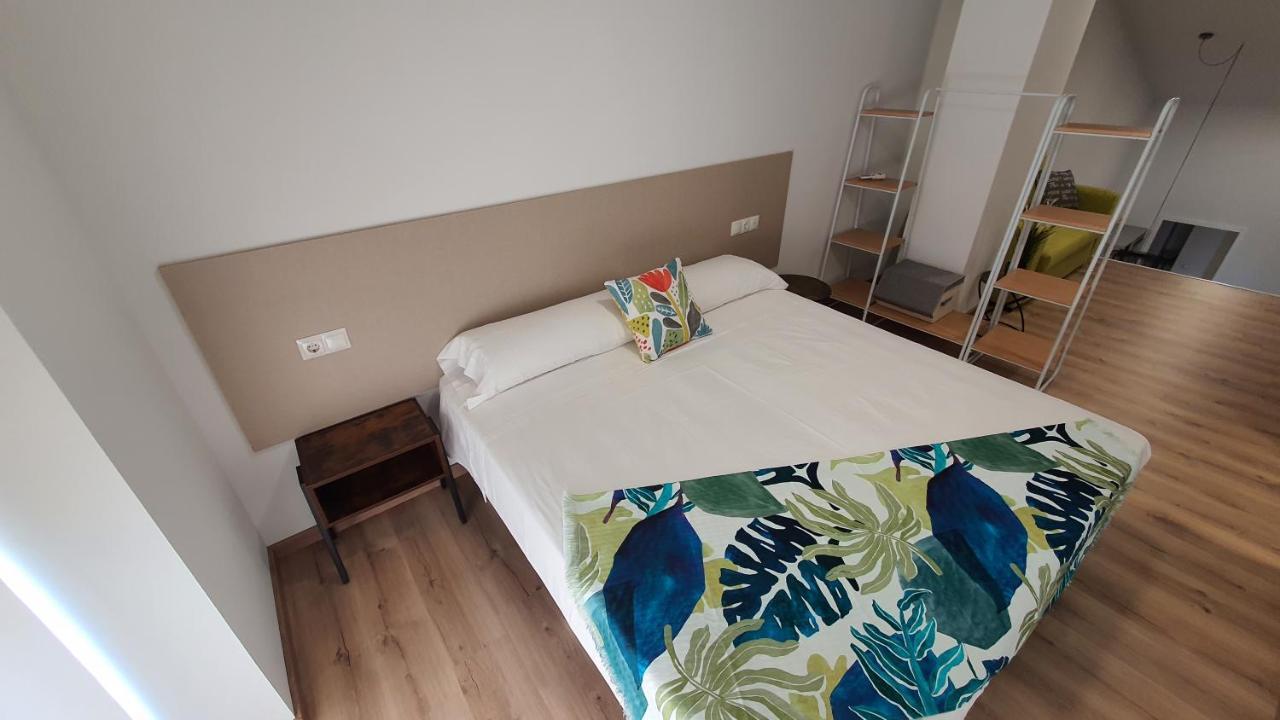 Apartamentos Antares 3 Milladoiro Luaran gambar